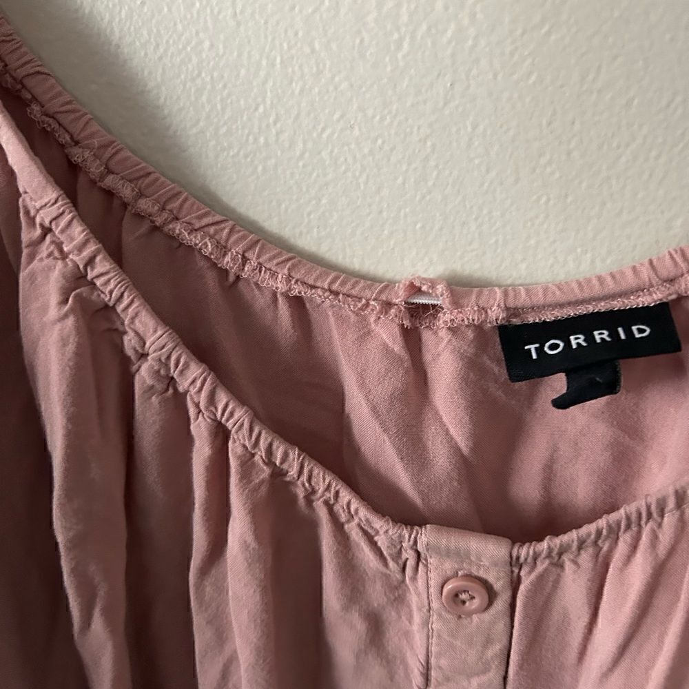 Torrid Challis Cold Shoulder Top 4X - Picture 5 of 6